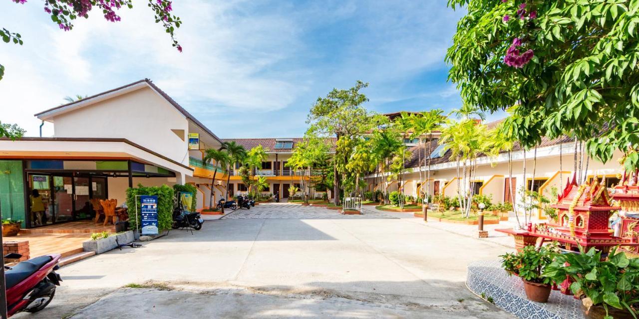 Coconut Resort Hotel Patong Εξωτερικό φωτογραφία