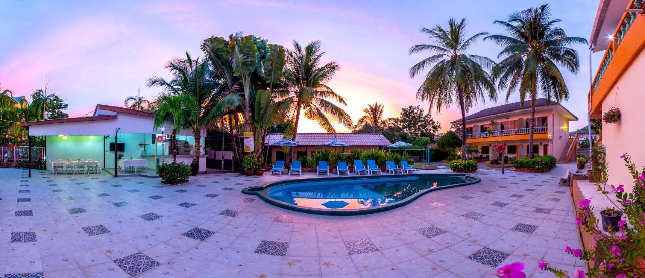 Coconut Resort Hotel Patong Εξωτερικό φωτογραφία